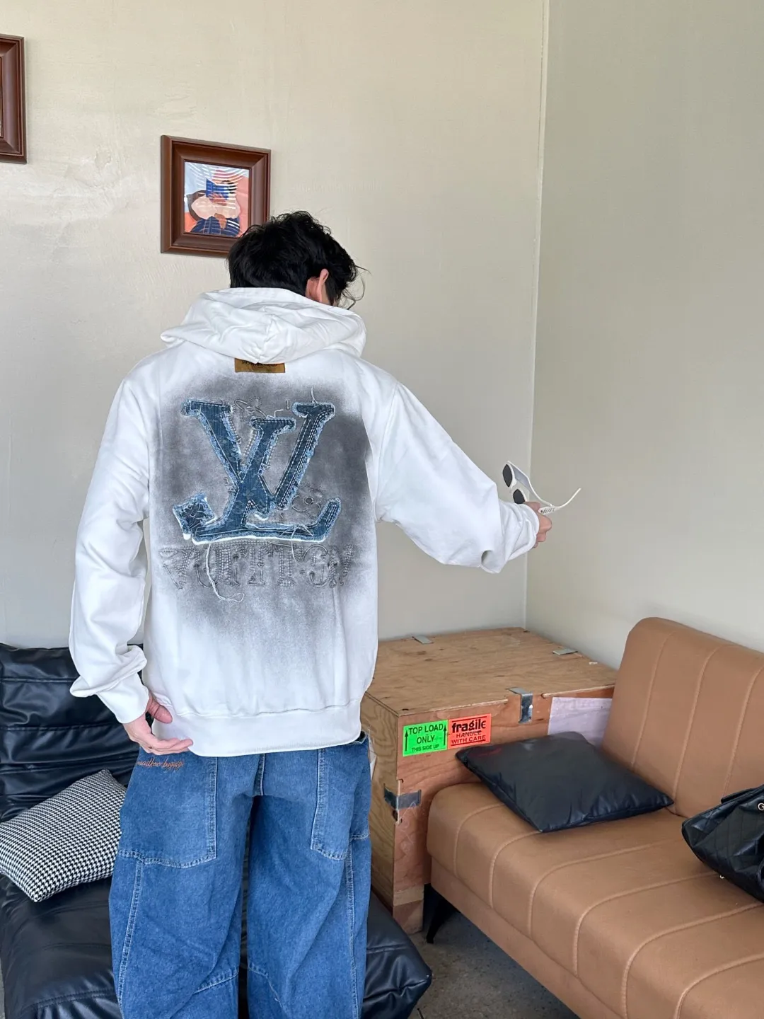 Louis Vuitton/Louis Vuitton denim patch embroidery washed ripped hole hooded sweatshirt